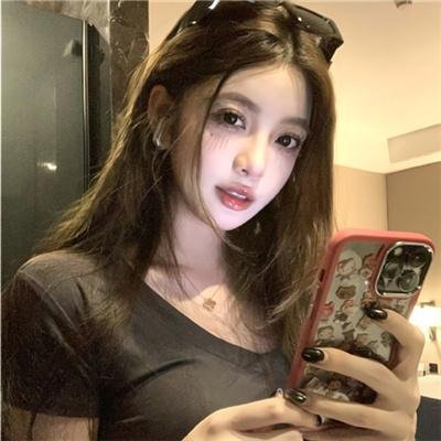 神秘女房东
